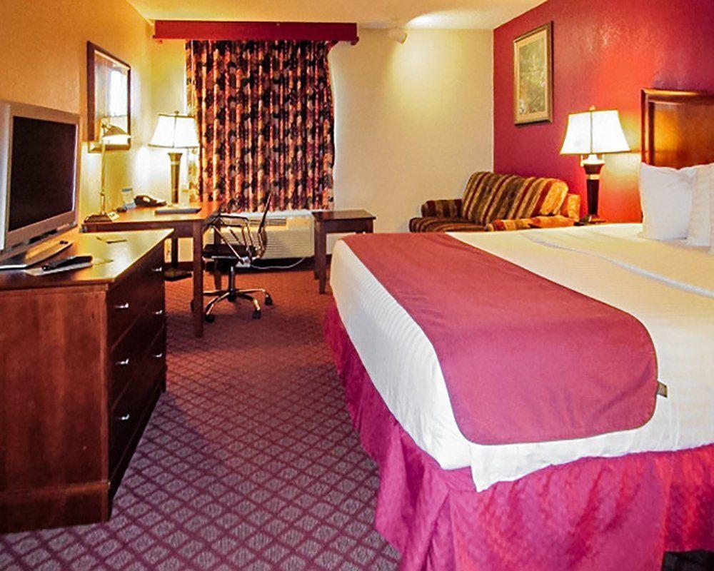 Econo Lodge Inn & Suites Joplin Exterior foto